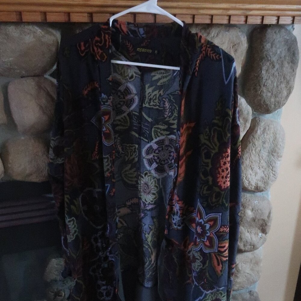 Ankle length duster 2XL- Grey and dark grey with floral pattern